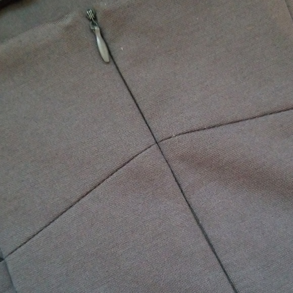 Gray pencil skirt - Picture 5 of 5